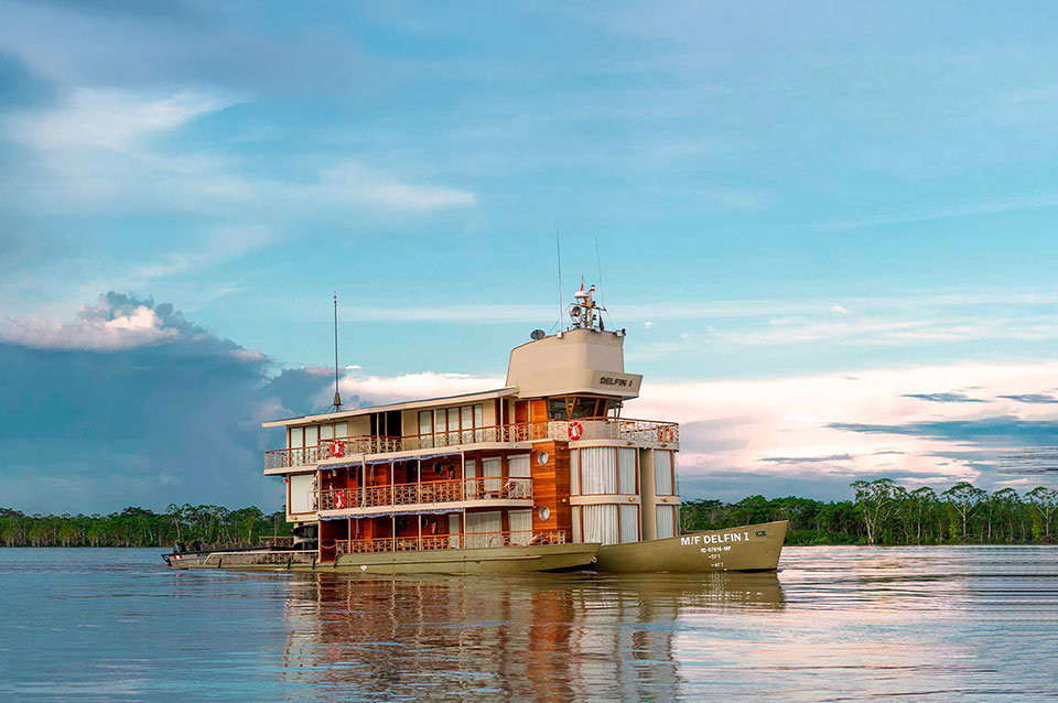 Crucero Delfín 1 por el Amazonas