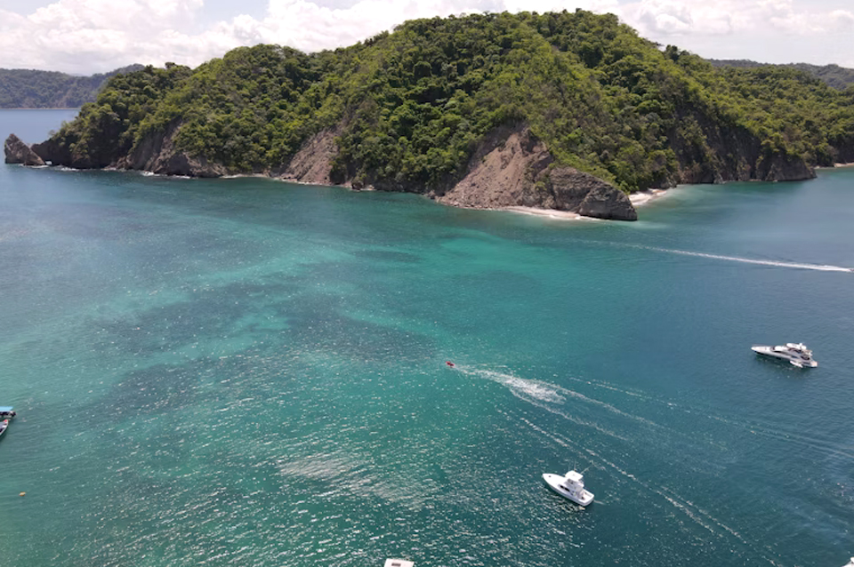 Costa Rica Playas y Bosques Desde Guadalajara