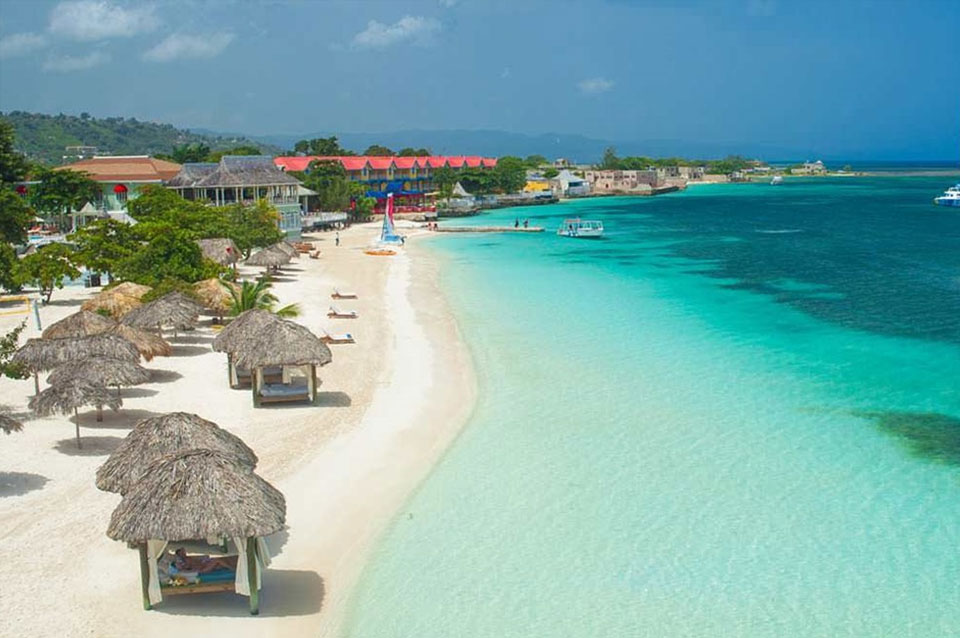 Jamaica Deluxe Desde Monterrey