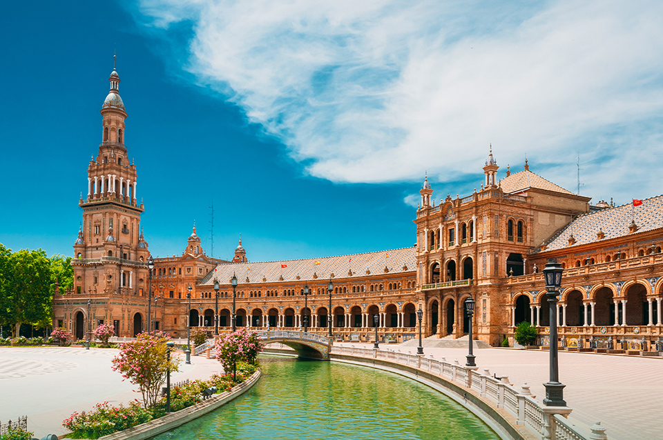 Barcelona y Andalucía con Levante